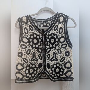 Black and Cream Crochet Sleeveless Top
